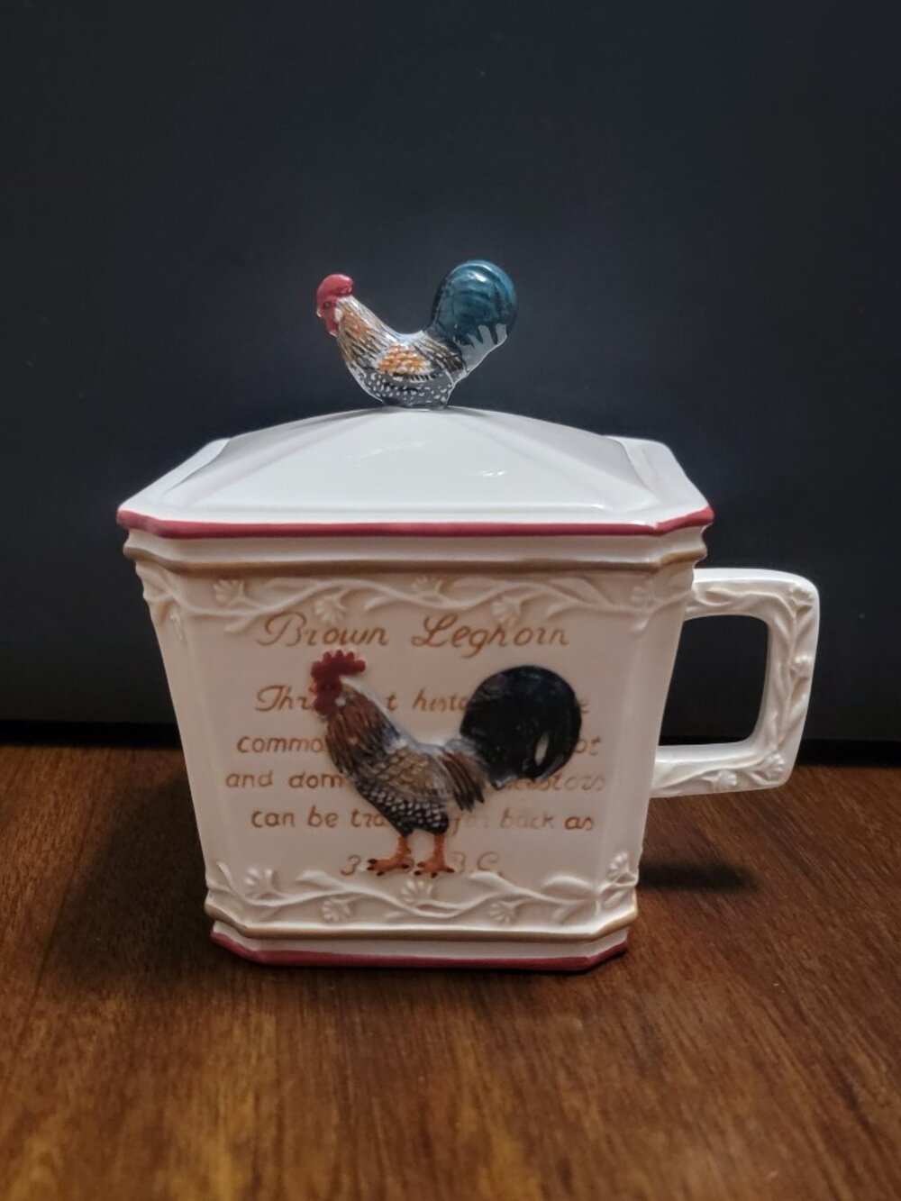MWW Market Brown Leghorn Rooster Covered Mug Cup with 3D Rooster Lid